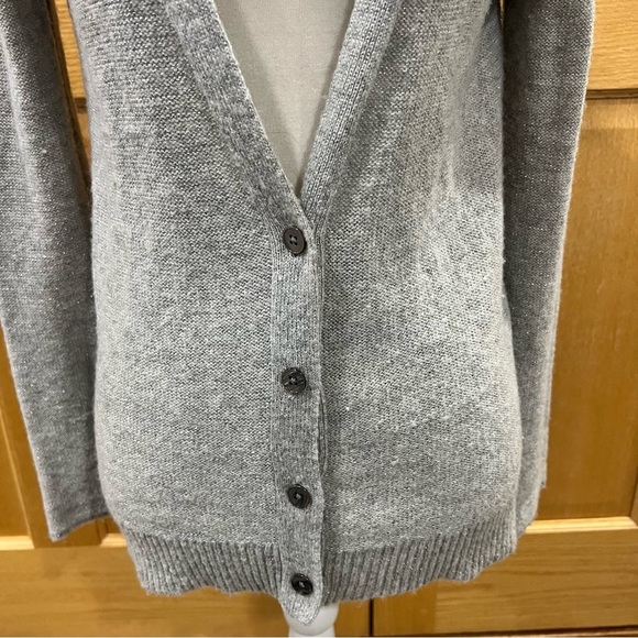 Gap Women's Shimmer Metallic Wool Blend Cardigan Sweater Silver Size Small - Picture 5 of 11